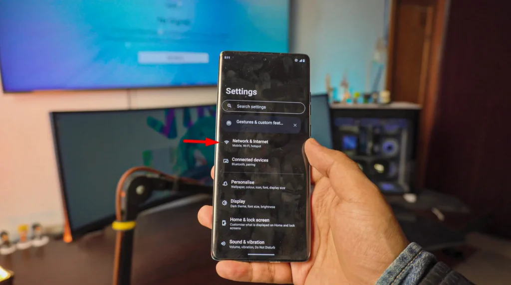 How to Screen Mirror Motorola to TV