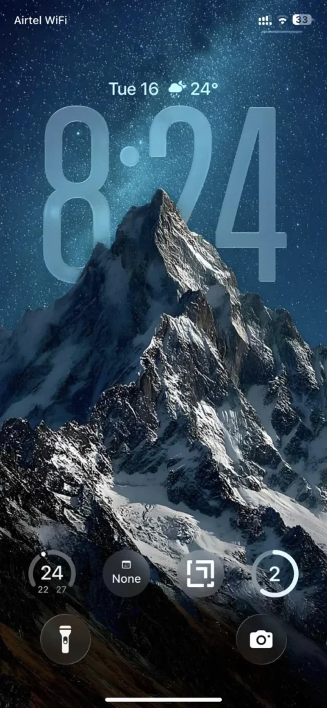 iOS 26 Friendly Wallpapers